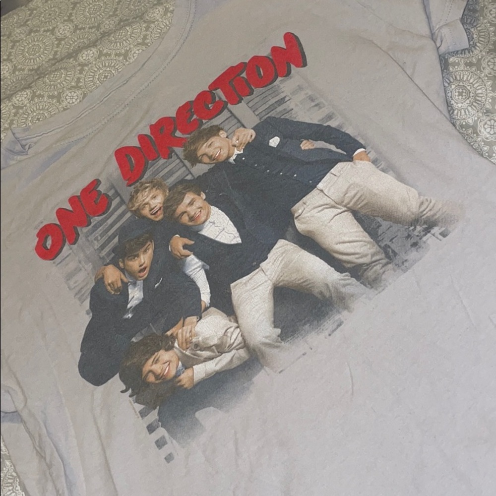 One direction tshirt